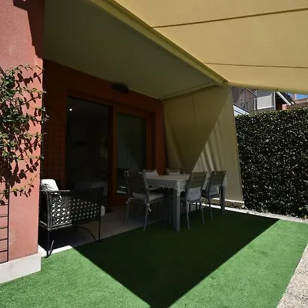 Golf Village - Piscina & Free Park Apartment *